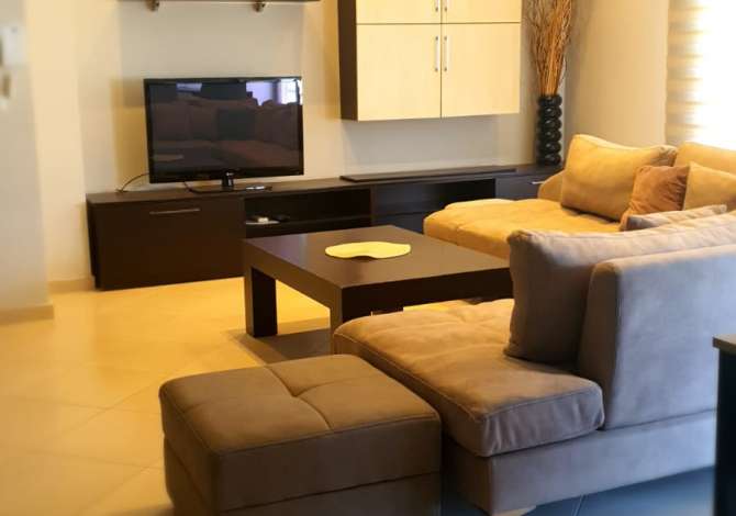Shtepi me qera 2+1 ne Tirane - 750 Euro
