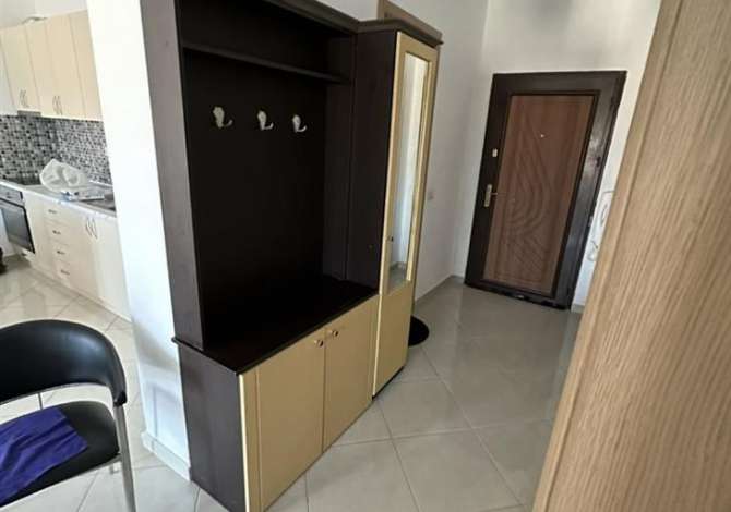 Shtepi me qera 2+1 ne Tirane - 450 Euro