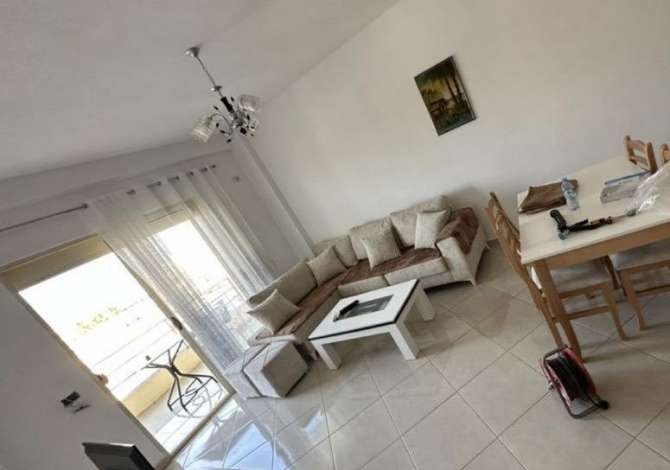 Shtepi me qera 2+1 ne Tirane - 450 Euro