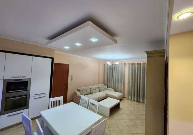 Casa in affitto 2+1 a Tirana - 450 Euro