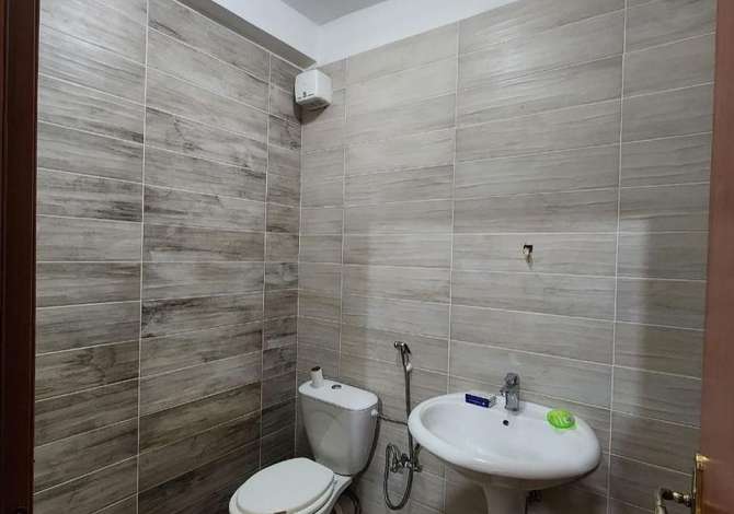 Shtepi me qera Apartament ne Tirane, 2+1, Mobilimi E mobiluar, Pagesa 450  Euro.