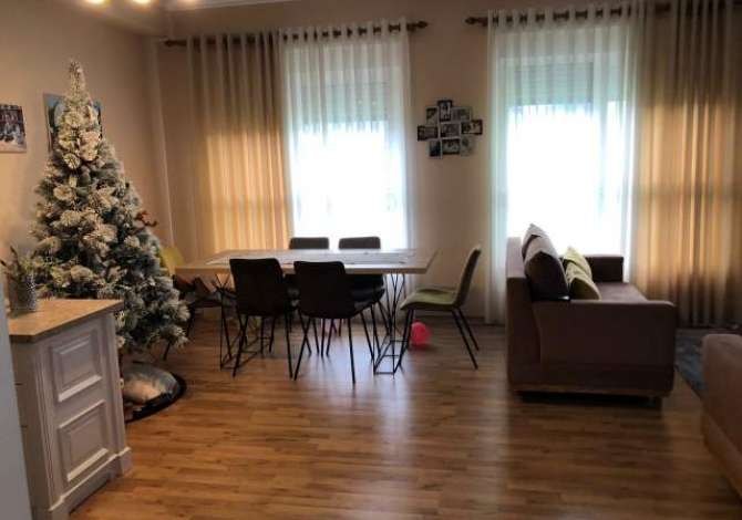 Shtepi me qera 2+1 ne Tirane - 500 Euro