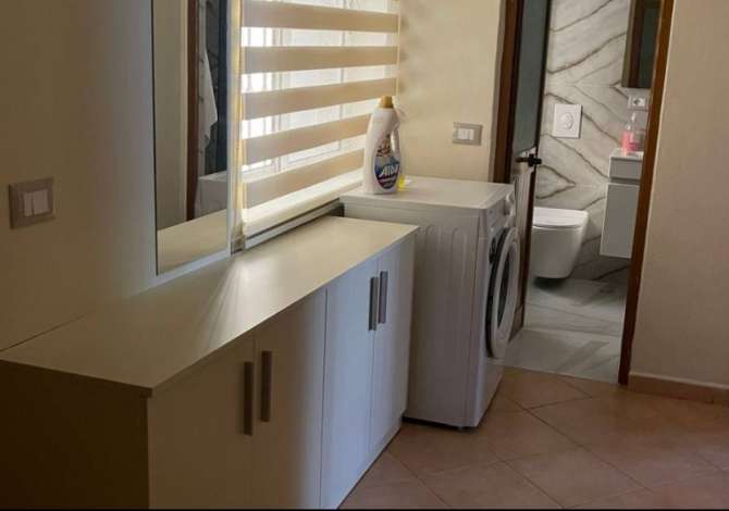 Shtepi me qera 2+1 ne Tirane - 800 Euro
