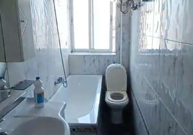 Shtepi me qera 2+1 ne Tirane - 450 Euro