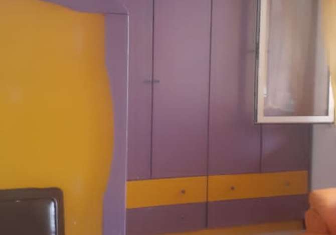 Shtepi ne shitje Apartament ne Tirane, 2+1, Mobilimi E mobiluar, Pagesa 120,000  Euro.