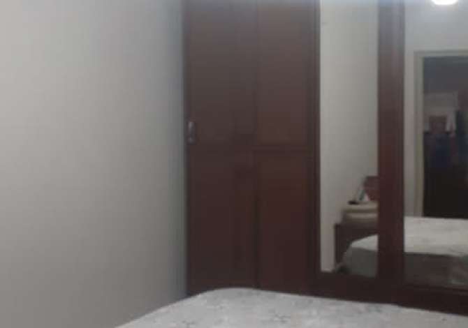 Shtepi ne shitje Apartament ne Tirane, 2+1, Mobilimi E mobiluar, Pagesa 120,000  Euro.