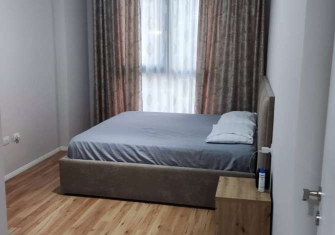 Shtepi me qera Apartament ne Tirane, 1+1, Mobilimi E mobiluar, Pagesa 500  Euro.