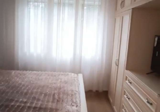 Shtepi me qera Apartament ne Tirane, 2+1, Mobilimi E mobiluar, Pagesa 750  Euro.