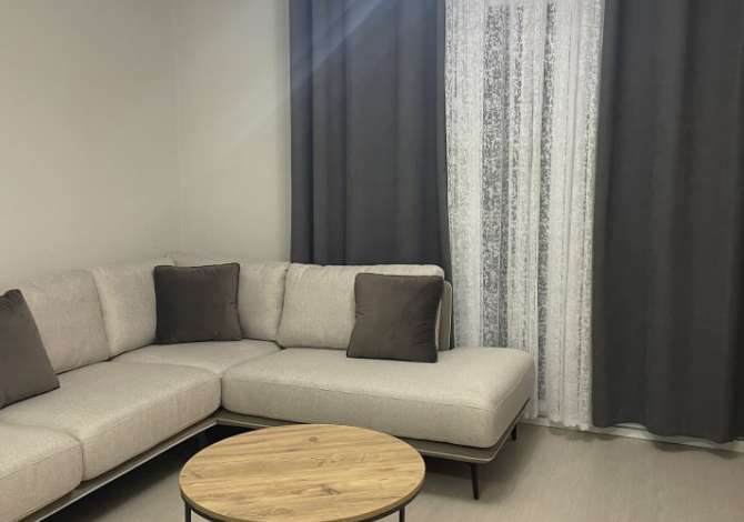 Shtepi me qera 2+1 ne Tirane - 650 Euro