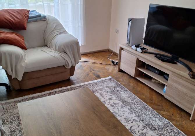 Ambient biznesi me qera 1+1 ne Tirane - 1,500 Euro