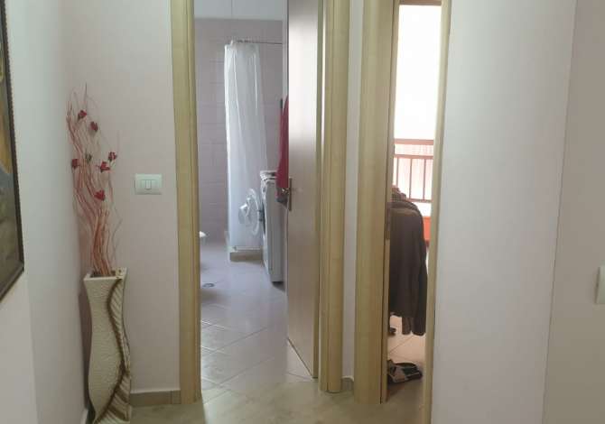 Shtepi me qera Apartament ne Tirane, 1+1, Mobilimi E mobiluar, Pagesa 35,000  Leke.