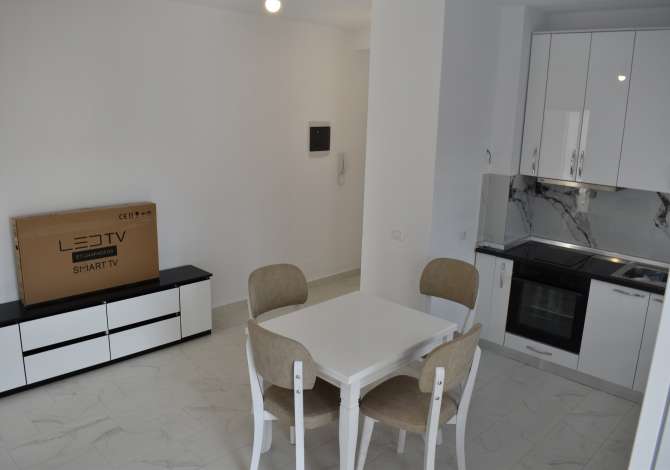 Shtepi me qera 2+1 ne Tirane - 550 Euro