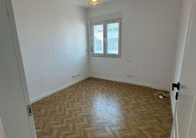 Shtepi ne shitje 2+1 ne Tirane - 180,000 Euro