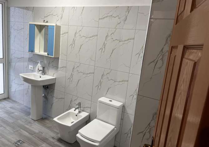 Shtepi me qera 2+1 ne Tirane - 450 Euro
