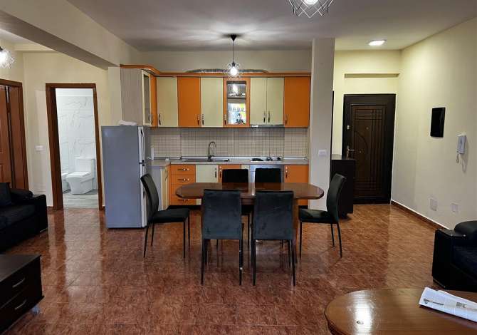 Shtepi me qera 2+1 ne Tirane - 450 Euro