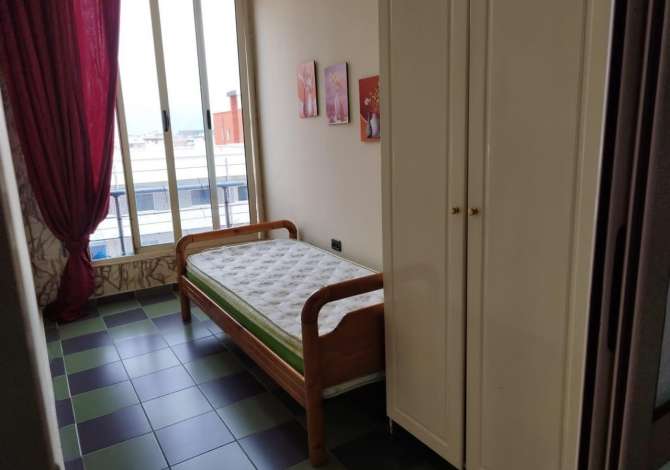 Shtepi me qera 2+1 ne Tirane - 380 Euro