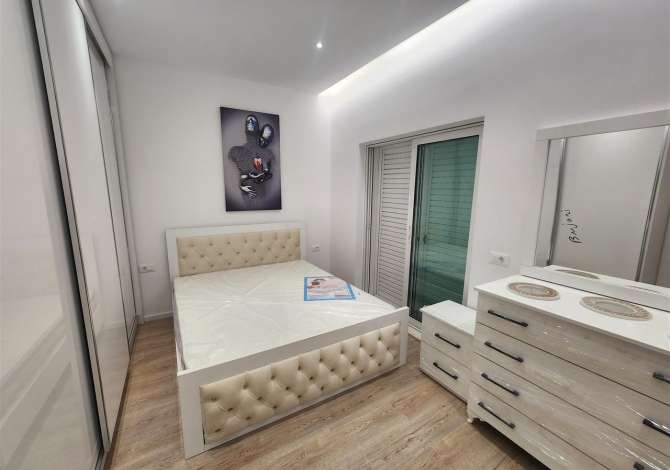 Shtepi me qera Shtepi Private ne Tirane, 2+1, Mobilimi E mobiluar, Pagesa 450  Euro.