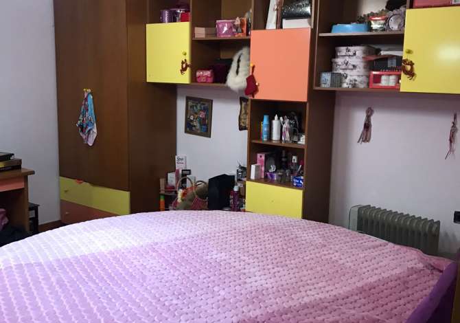 Shtepi me qera 3+1 ne Tirane - 1,000 Euro