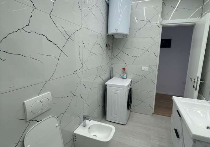 Shtepi me qera 2+1 ne Tirane - 650 Euro