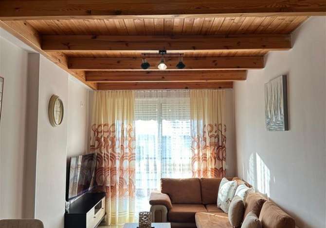Shtepi me qera 2+1 ne Tirane - 48,000 Leke