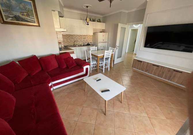 Shtepi me qera 2+1 ne Tirane - 750 Euro