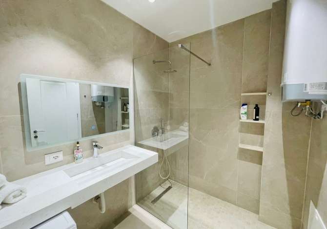 Shtepi me qera Apartament ne Tirane, 1+1, Mobilimi E mobiluar, Pagesa 1,100  Euro.