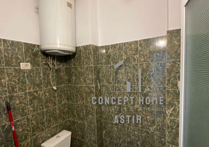 Shitet dyqan te Rruga e Kavajes