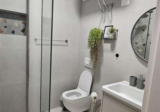 Shtepi me qera 2+1 ne Tirane - 700 Euro