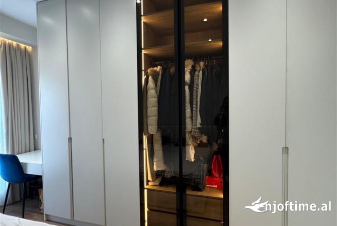 Shtepi me qera Apartament ne Tirane, 1+1, Mobilimi E mobiluar, Pagesa 60,000  Leke.