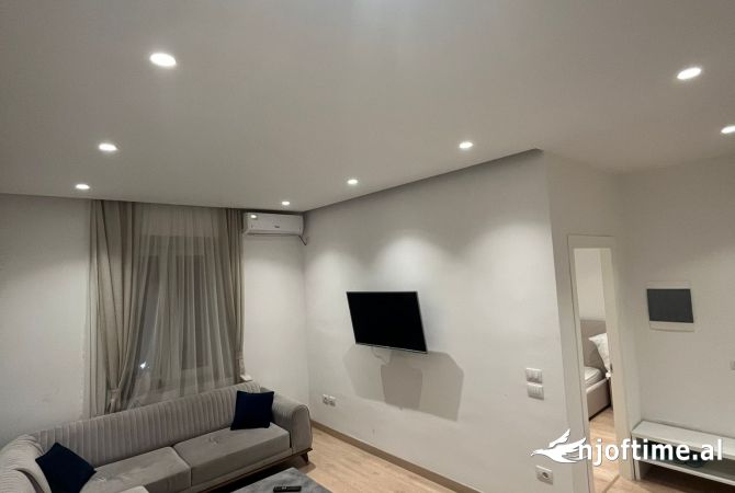 Shtepi me qera 1+1 ne Tirane - 700 Euro