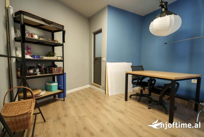 Ambient biznesi me qera 3+1 ne Tirane - 600 Euro