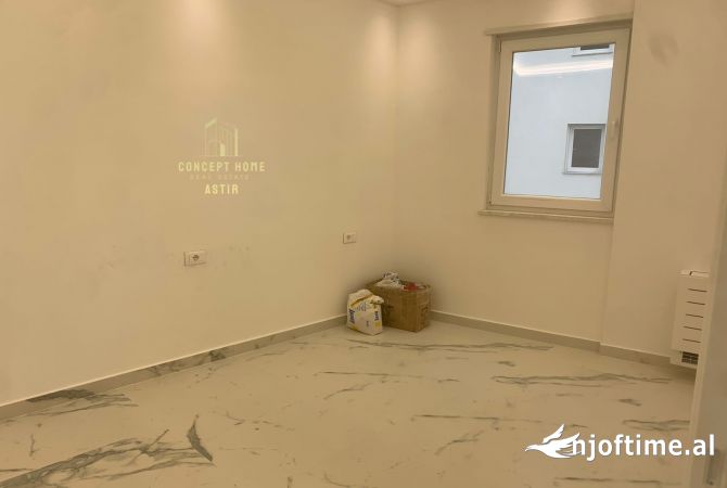 Shtepi me qera 2+1 ne Tirane - 1,000 Euro