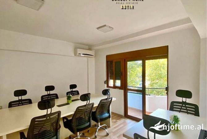 Ambient biznesi me qera 3+1 ne Tirane - 900 Euro