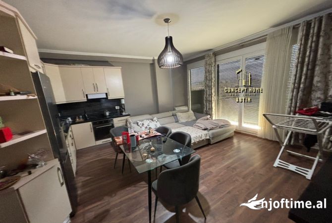 Shtepi me qera 1+1 ne Tirane - 650 Euro