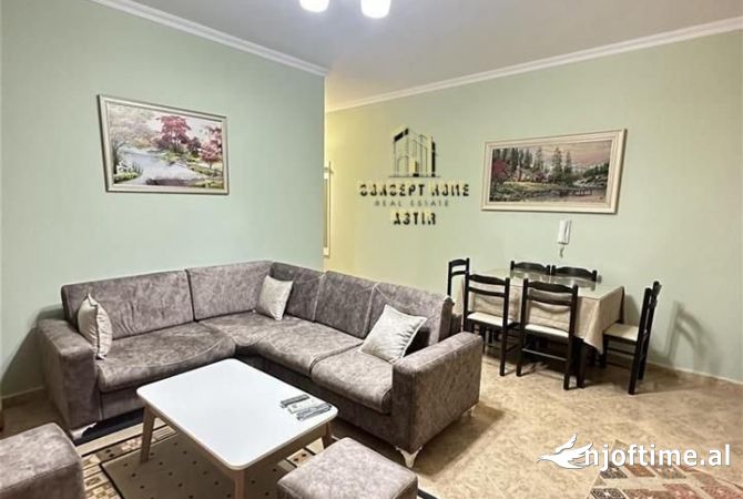 Shtepi me qera 2+1 ne Tirane - 550 Euro