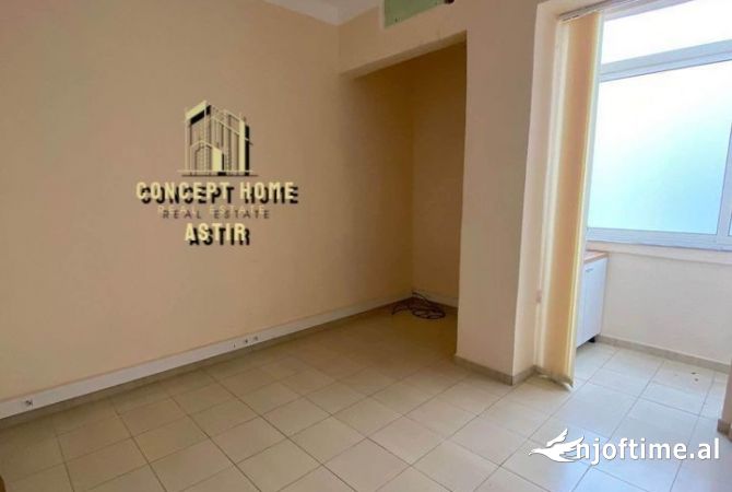 Ambient biznesi me qera 3+1 ne Tirane - 550 Euro