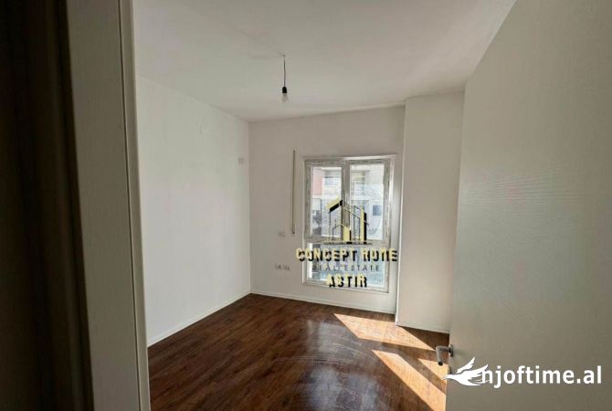 Ambient biznesi me qera 3+1 ne Tirane - 650 Euro