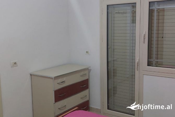 Shtepi me qera 3+1 ne Tirane - 450 Euro