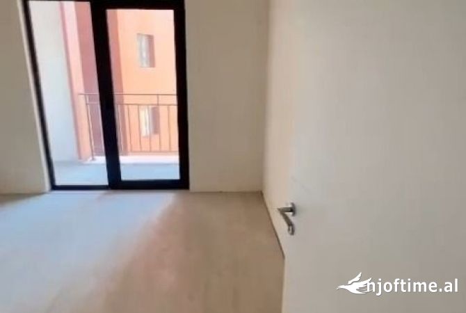 Shtepi me qera 1+1 ne Tirane - 400 Euro