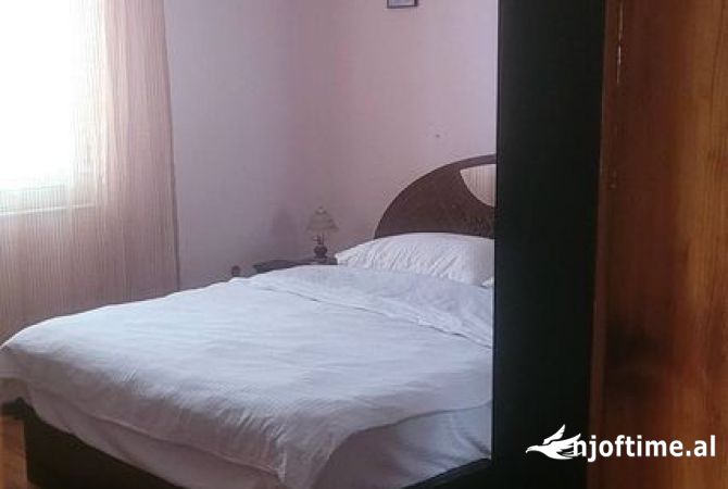 Shtepi me qera 4+1 ne Tirane - 600 Euro