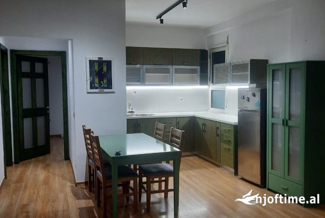 Shtepi me qera 2+1 ne Tirane - 500 Euro