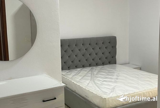 Shtepi me qera 2+1 ne Tirane - 500 Euro
