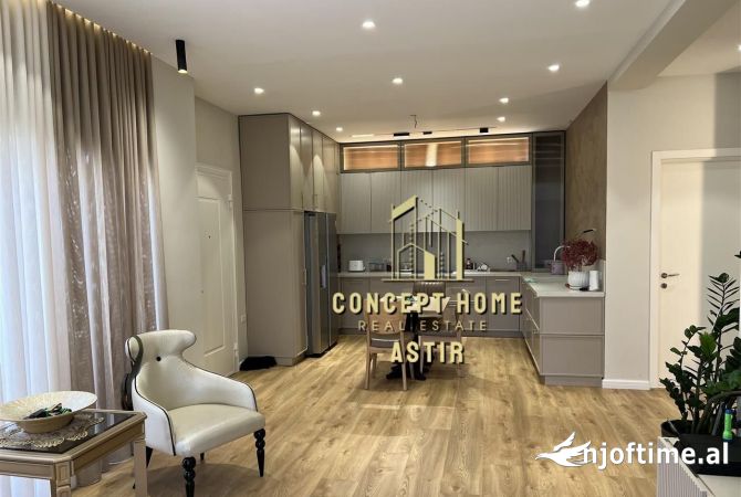 Shtepi me qera 3+1 ne Tirane - 950 Euro
