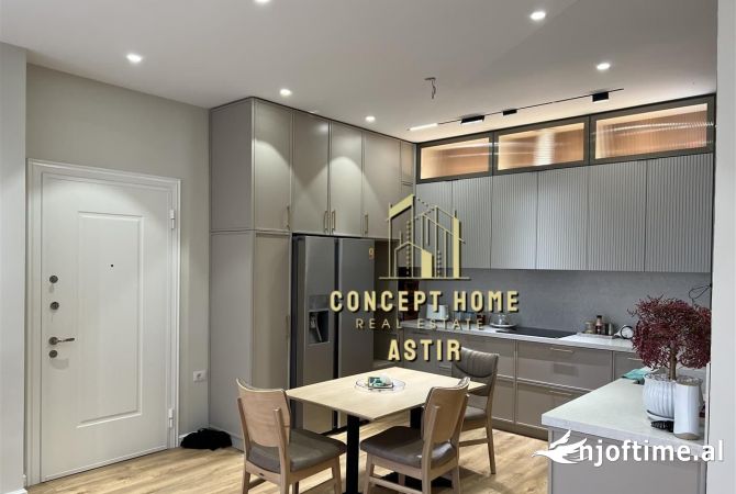 Shtepi me qera Apartament ne Tirane, 3+1, Mobilimi E mobiluar, Pagesa 950  Euro.