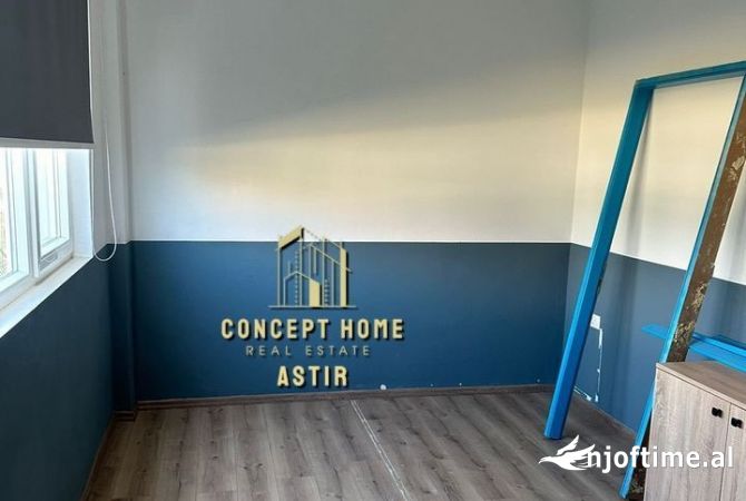 Business Property for Rent 4+1 in Tirana - 1,200 Euro