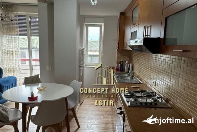 Shtepi me qera 2+1 ne Tirane - 750 Euro