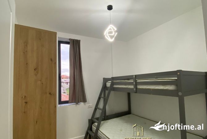 Shtepi me qera 2+1 ne Tirane - 450 Euro