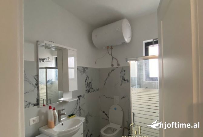 Shtepi me qera 2+1 ne Tirane - 450 Euro
