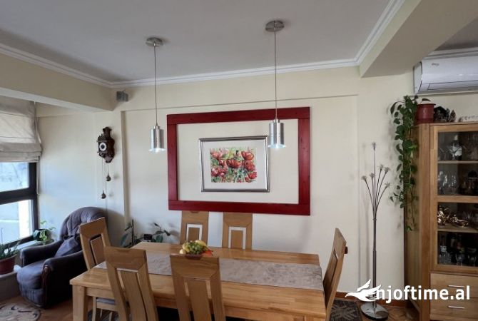 Shtepi ne shitje 3+1 ne Tirane - 270,000 Euro