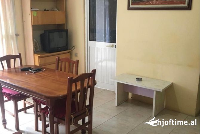 Shtepi me qera 3+1 ne Tirane - 650 Euro